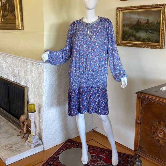 Gap Drop Waist Pleated Dress Blue Floral - Picture 2 of 10